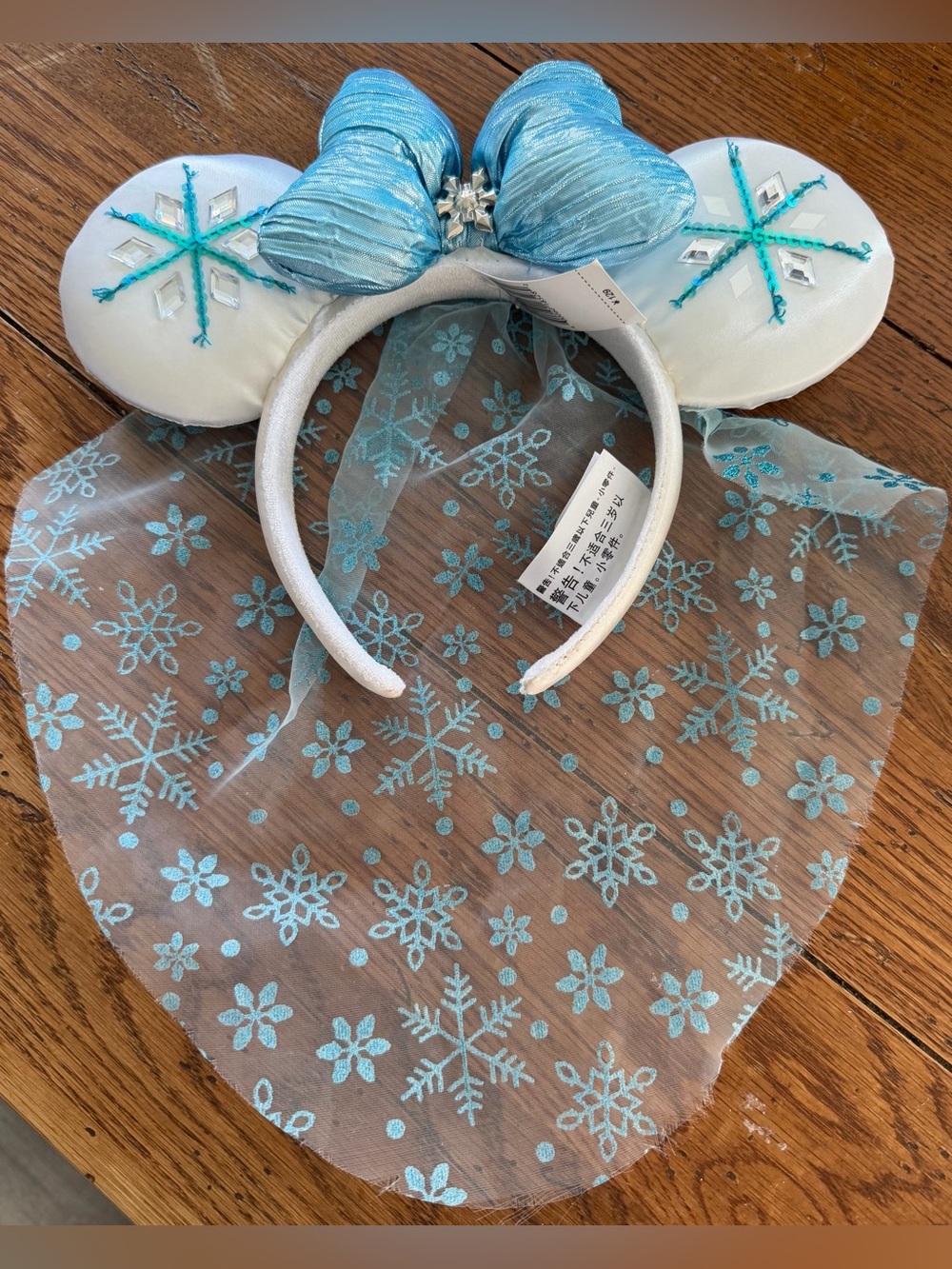 NWT Disney Frozen Snowflake Minnie Mouse Ears